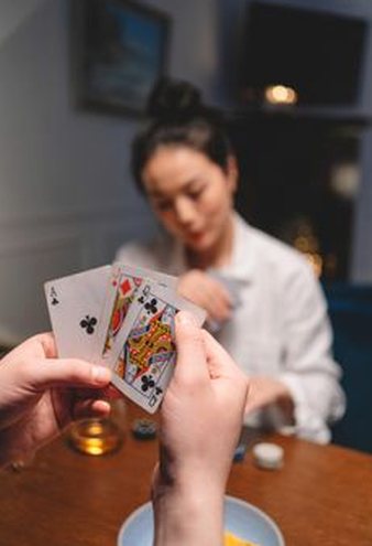 không nên đặt quá nhiều cửa